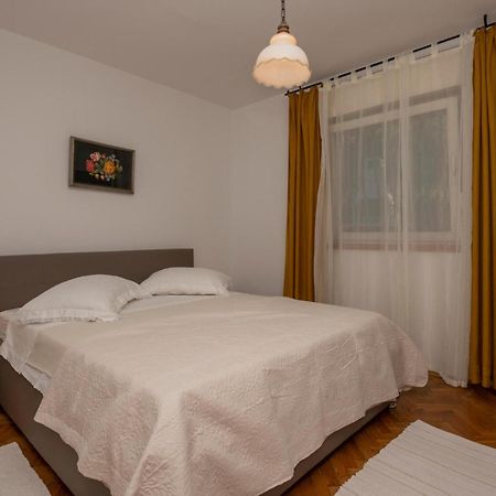 Nice Apartment In Tucepi With Wifi Esterno foto