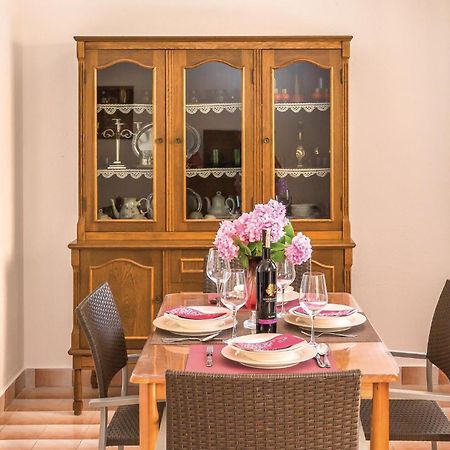 Nice Apartment In Tucepi With Wifi Esterno foto